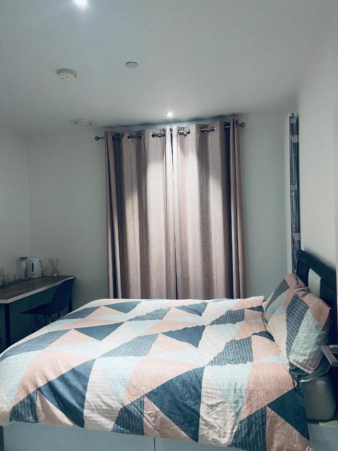 Large Double Room Overlooking The Thames ロンドン エクステリア 写真